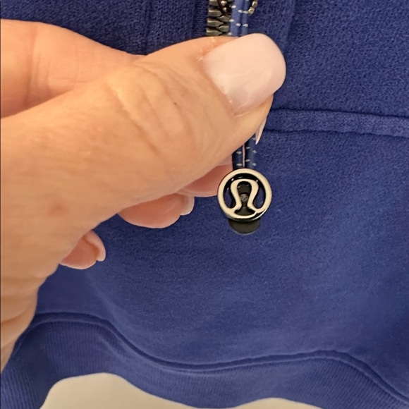 Lululemon scuba  Half-Zip Hoodie - Picture 2 of 5